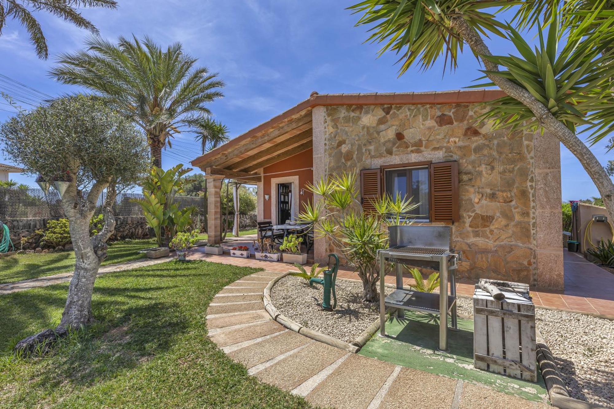Ferienhaus Buganvilla Es Trenc